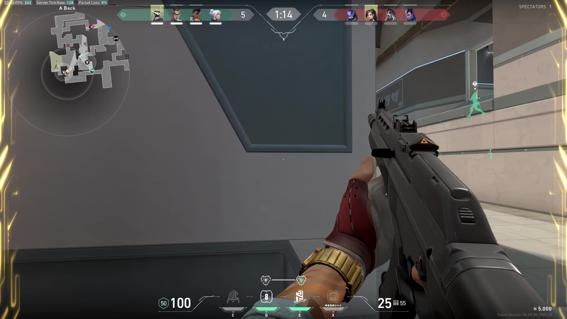 4k with an annoying finnish kid in my ears